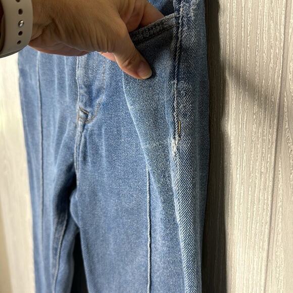 BDG Urban Outfitters Twig High Rise Front Seam Jeans Size 26‎ - Picture 3 of 7